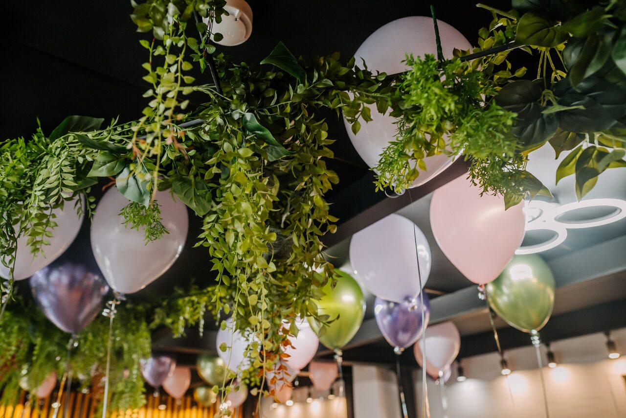 Арендовать Красочный зал при отеле