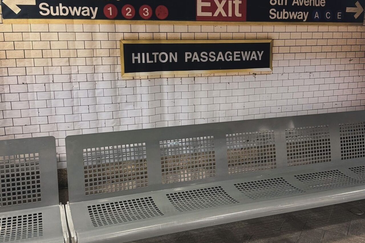 Арендовать Огромное пространство с фотозонами