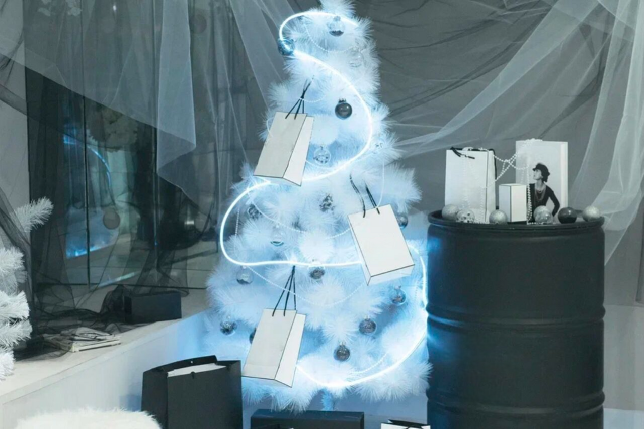 Арендовать Огромное пространство с фотозонами