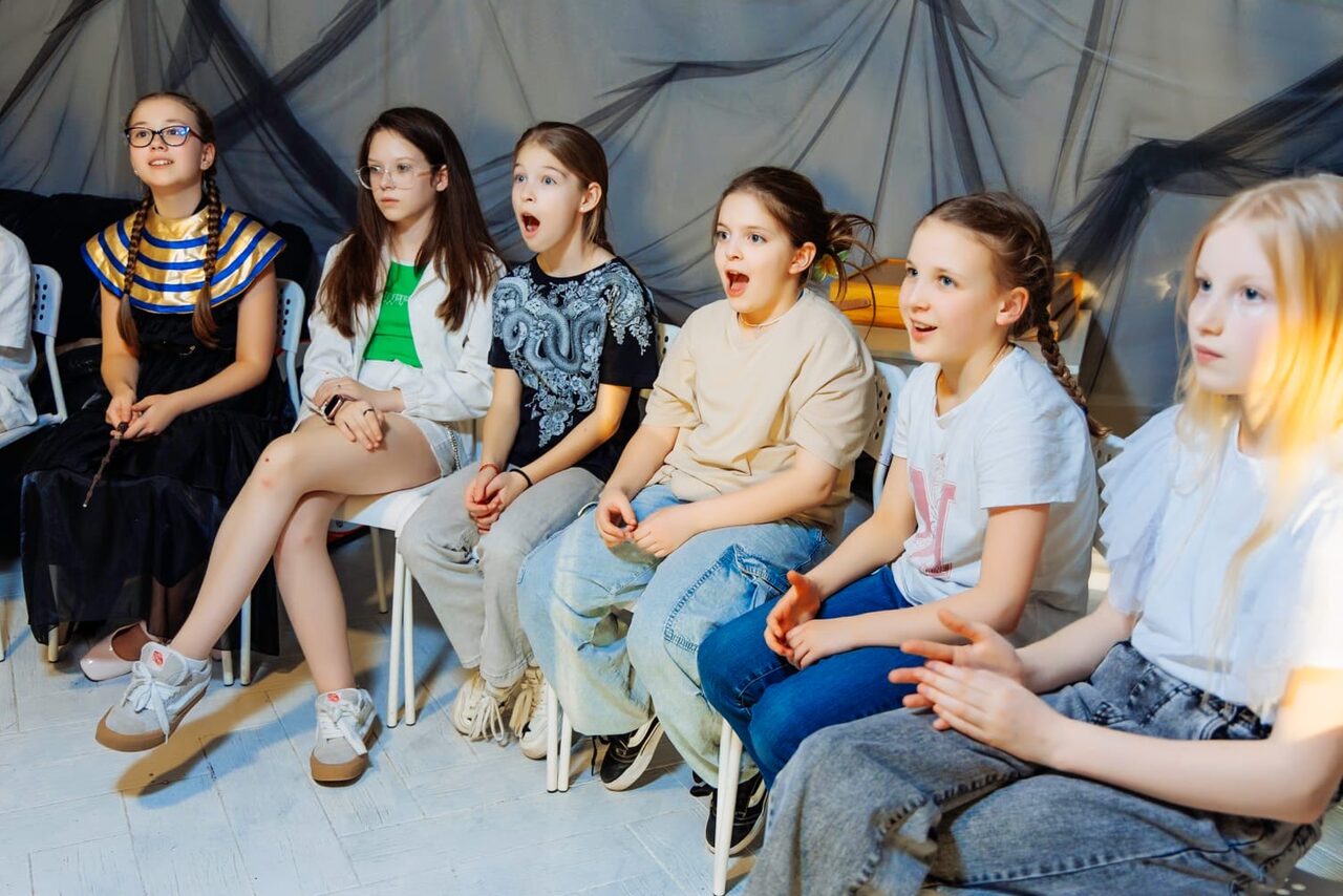 Арендовать Огромное пространство с фотозонами