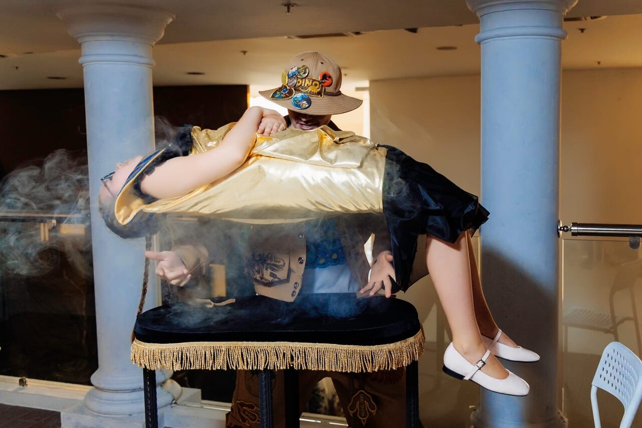 Арендовать Огромное пространство с фотозонами