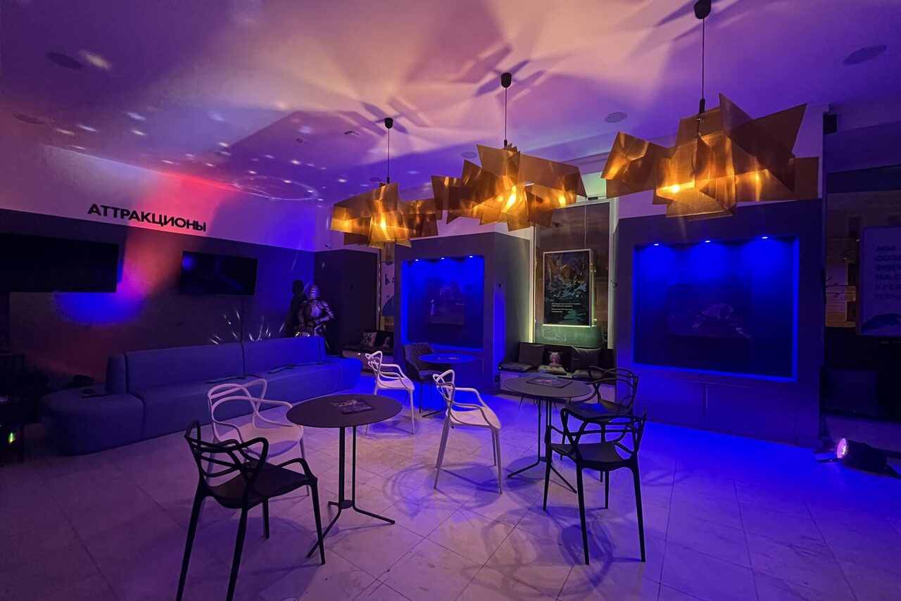 Арендовать Interactive Space. Современный зал с VR