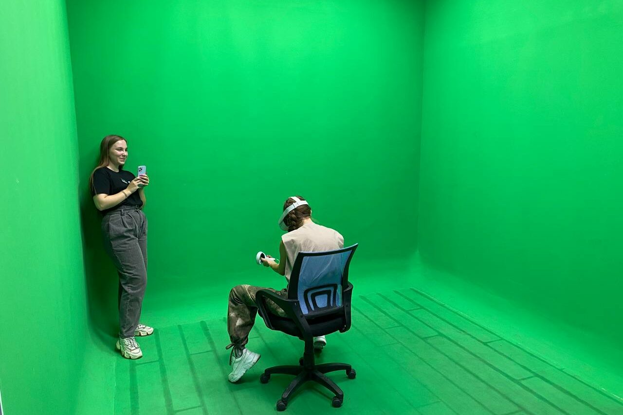 Арендовать Interactive Space (Интерактивное пространство). Студия-комната