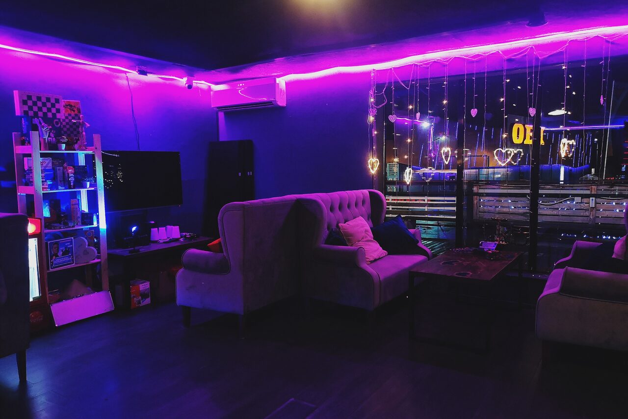 Арендовать Атмосферное пространство с верандой и мангалом в Отрадном