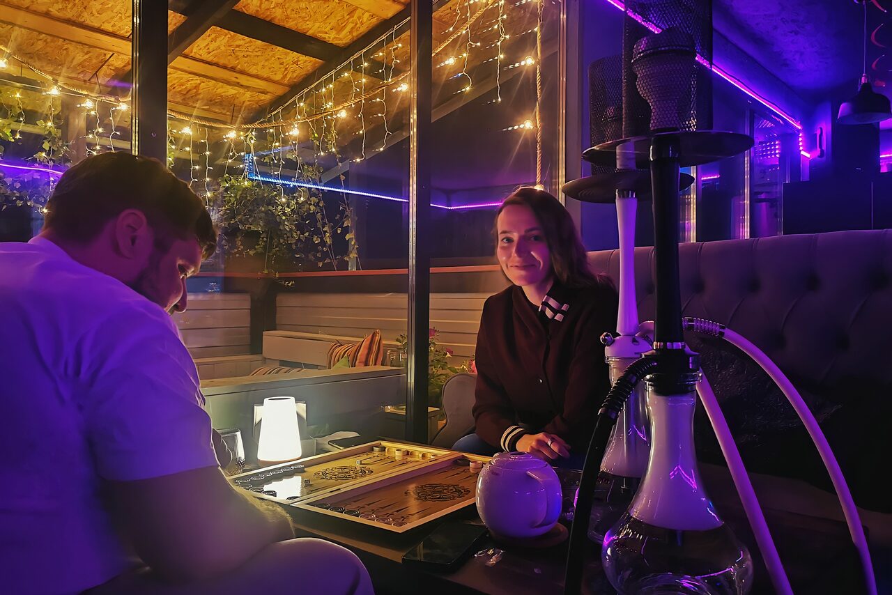 Арендовать Атмосферное пространство с верандой и мангалом в Отрадном