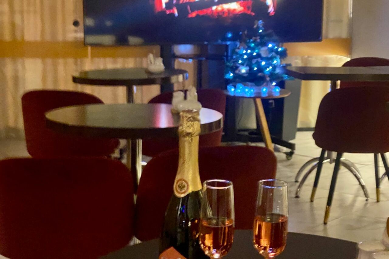 Арендовать Зал для небольшой компании