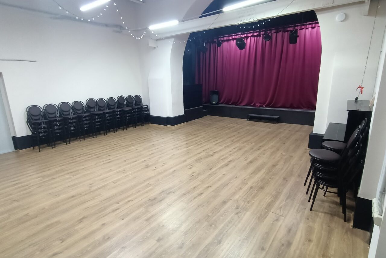 Арендовать Светлое театральное пространство