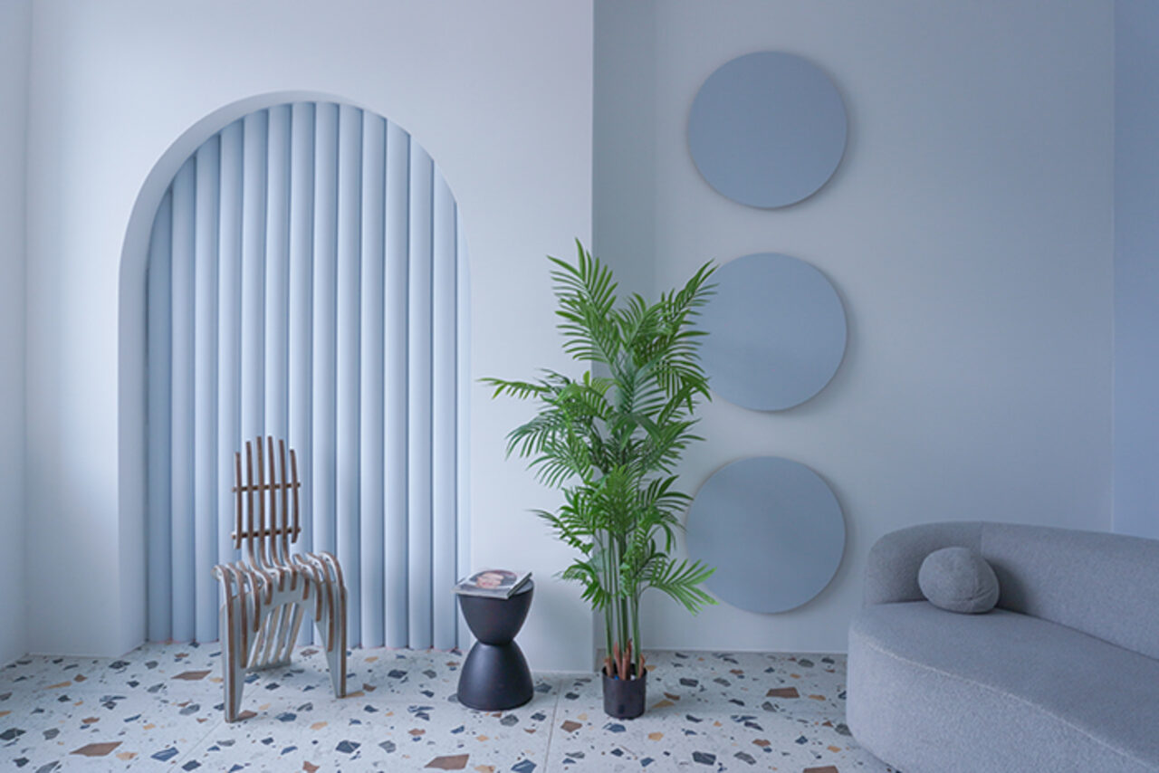 Арендовать Яркий и светлый зал