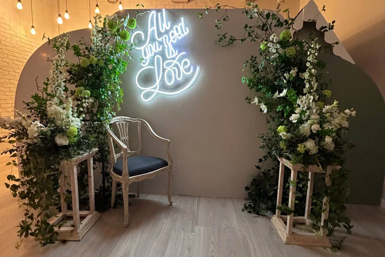 Арендовать Солнечный белый лофт 