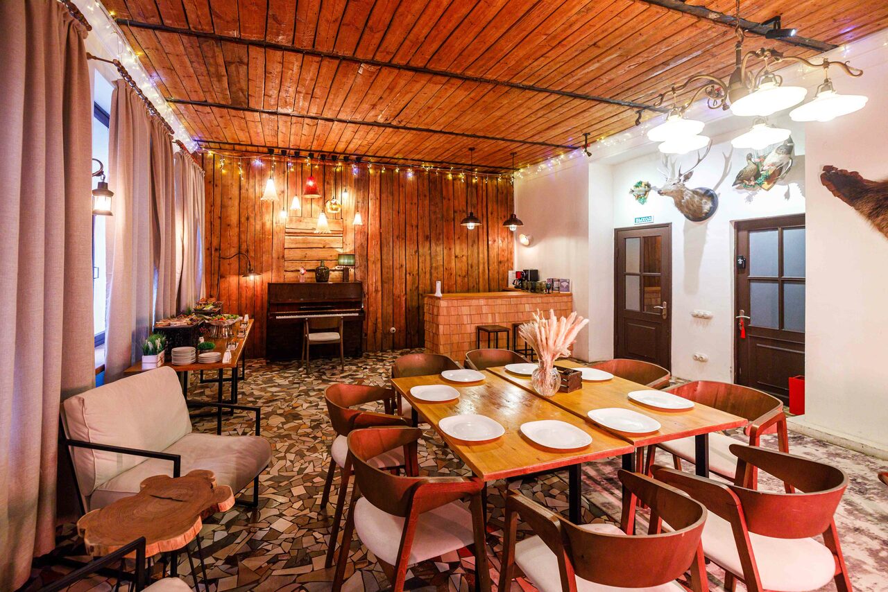 Арендовать Cozy hall in loft style