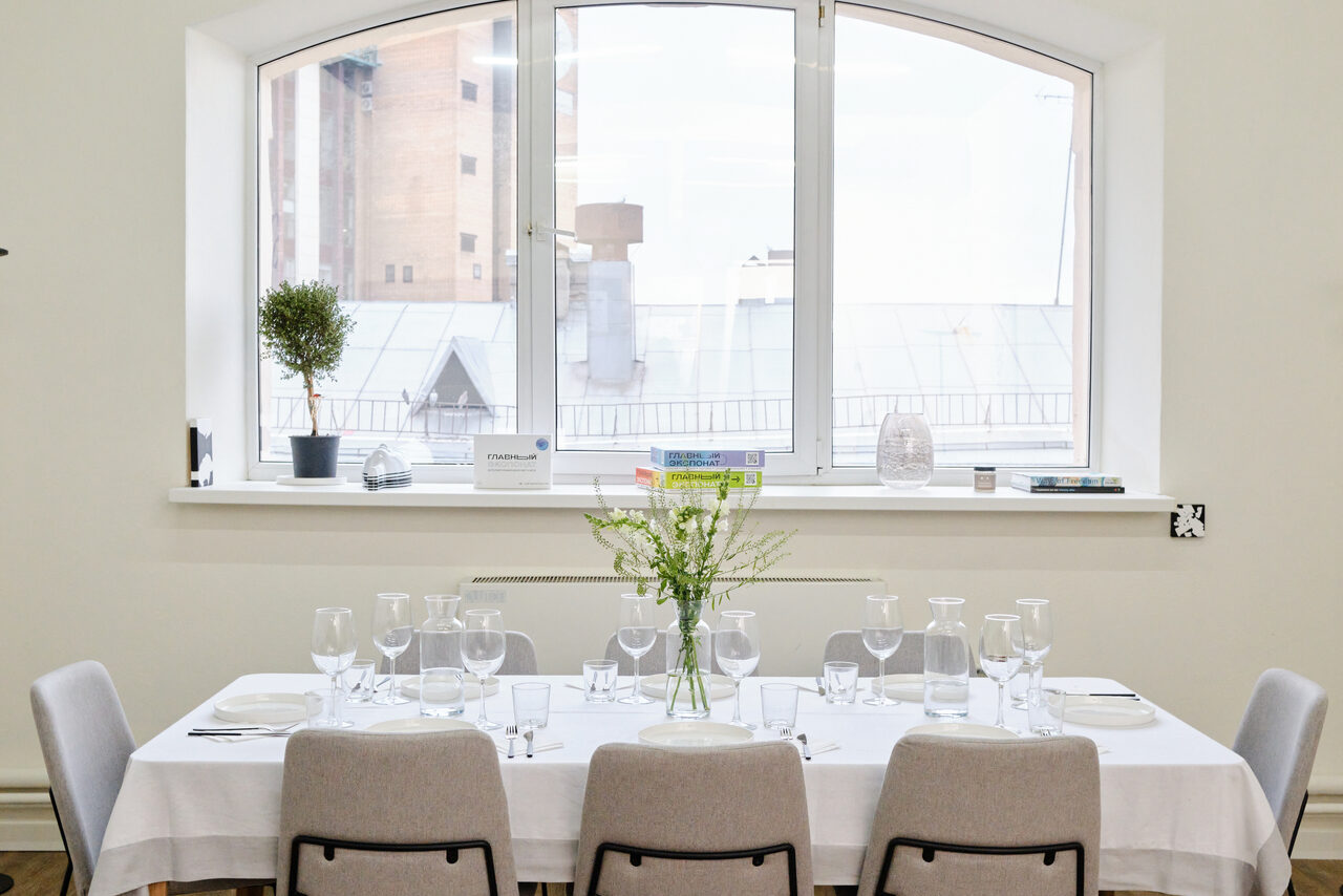 Арендовать Светлые апартаменты в лофт стиле