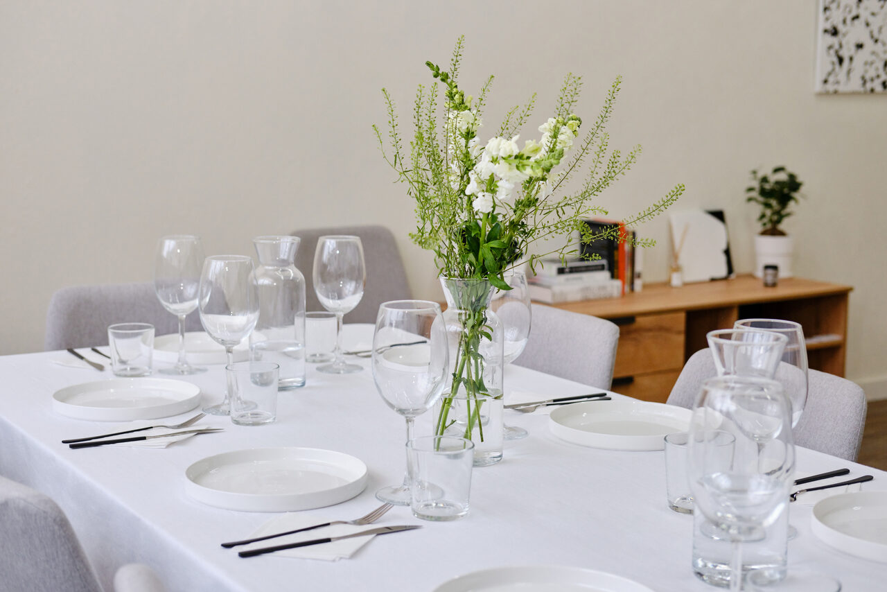 Арендовать Светлые апартаменты в лофт стиле