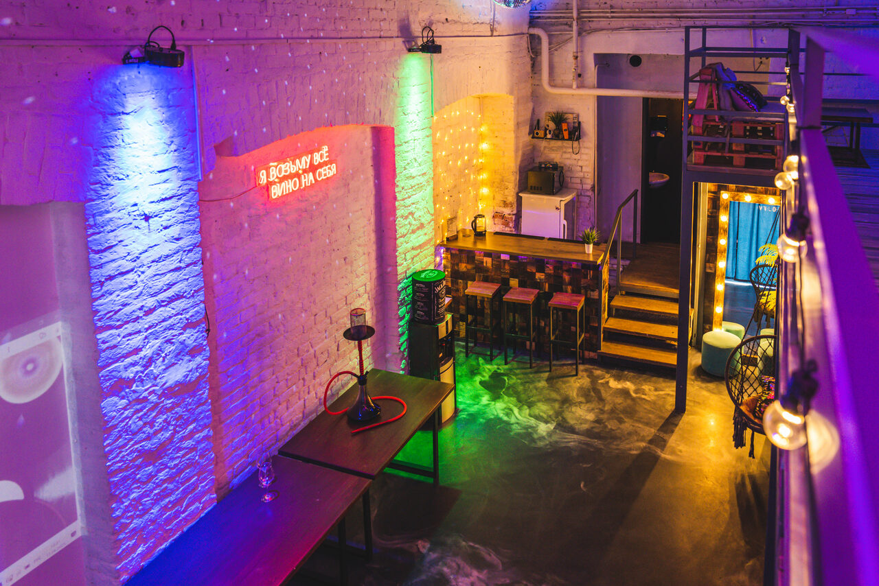 Арендовать Двухуровневый атмосферный лофт