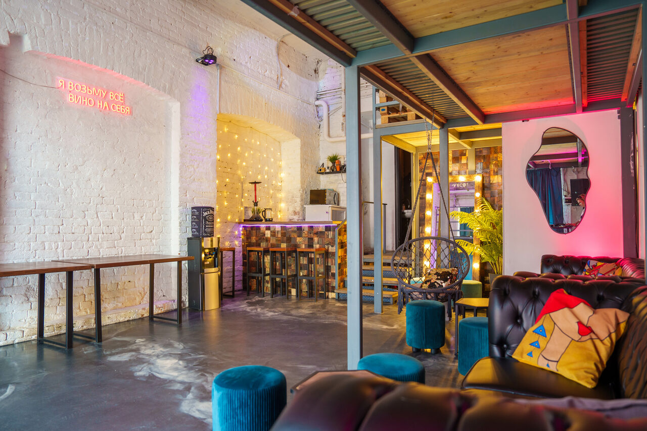 Арендовать Двухуровневый атмосферный лофт