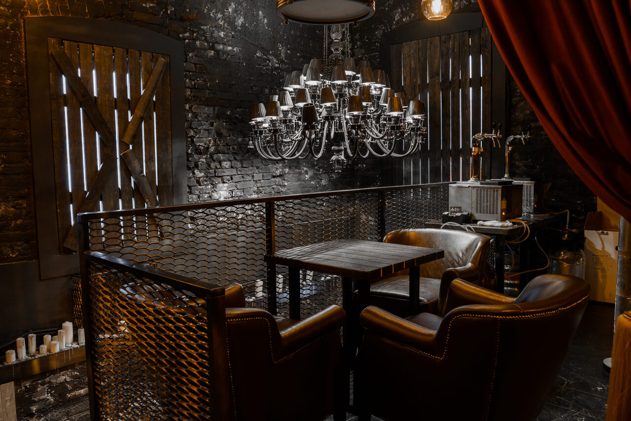 Арендовать Tangiers Lounge (Танджирс Лаунж). Танж. Лофт-зал в мрачном средневековом стиле