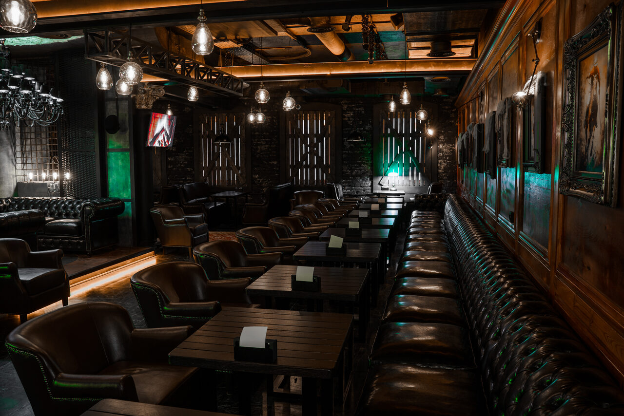 Арендовать Tangiers Lounge (Танджирс Лаунж). Танж. Лофт-зал в мрачном средневековом стиле