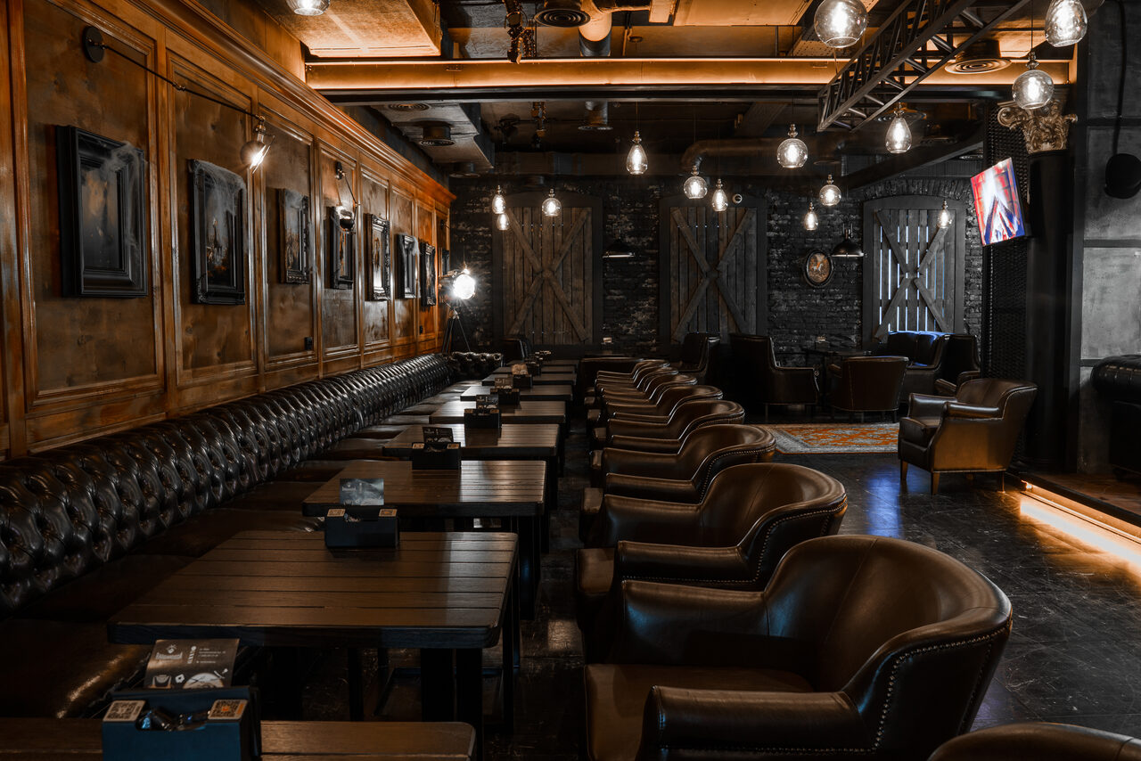 Арендовать Tangiers Lounge (Танджирс Лаунж). Танж. Лофт-зал в мрачном средневековом стиле