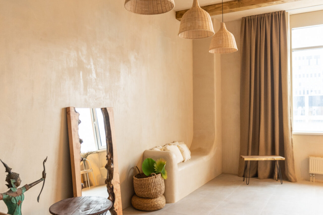 Арендовать Бежевый зал с зеркалами