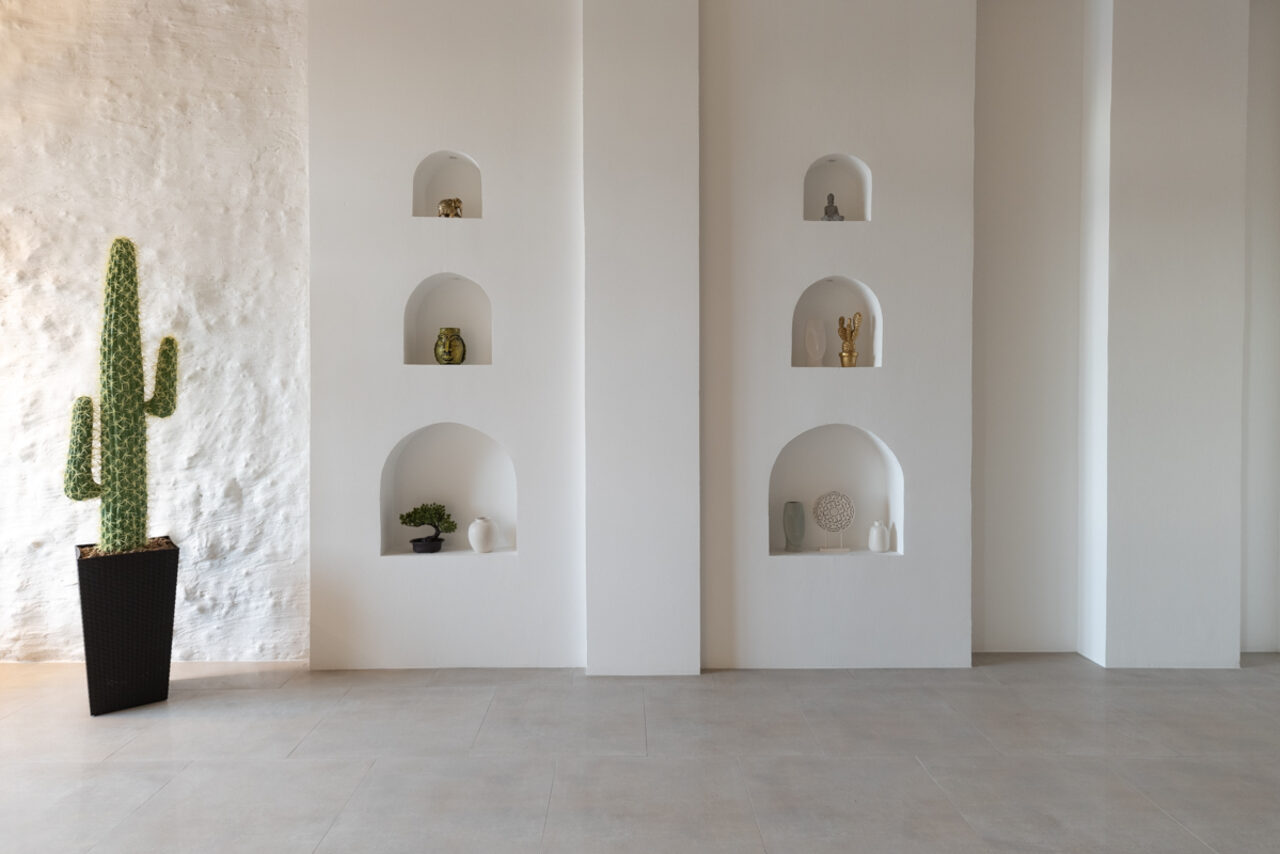 Арендовать Бежевый зал с зеркалами