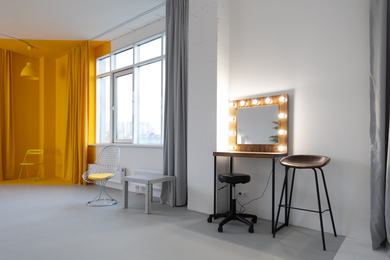 Арендовать Просторный студия с циклорамой