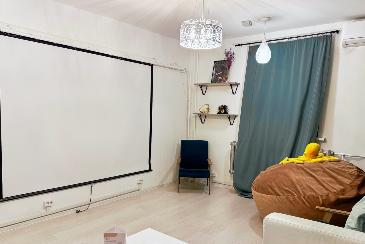 Арендовать Дизайнерский зал