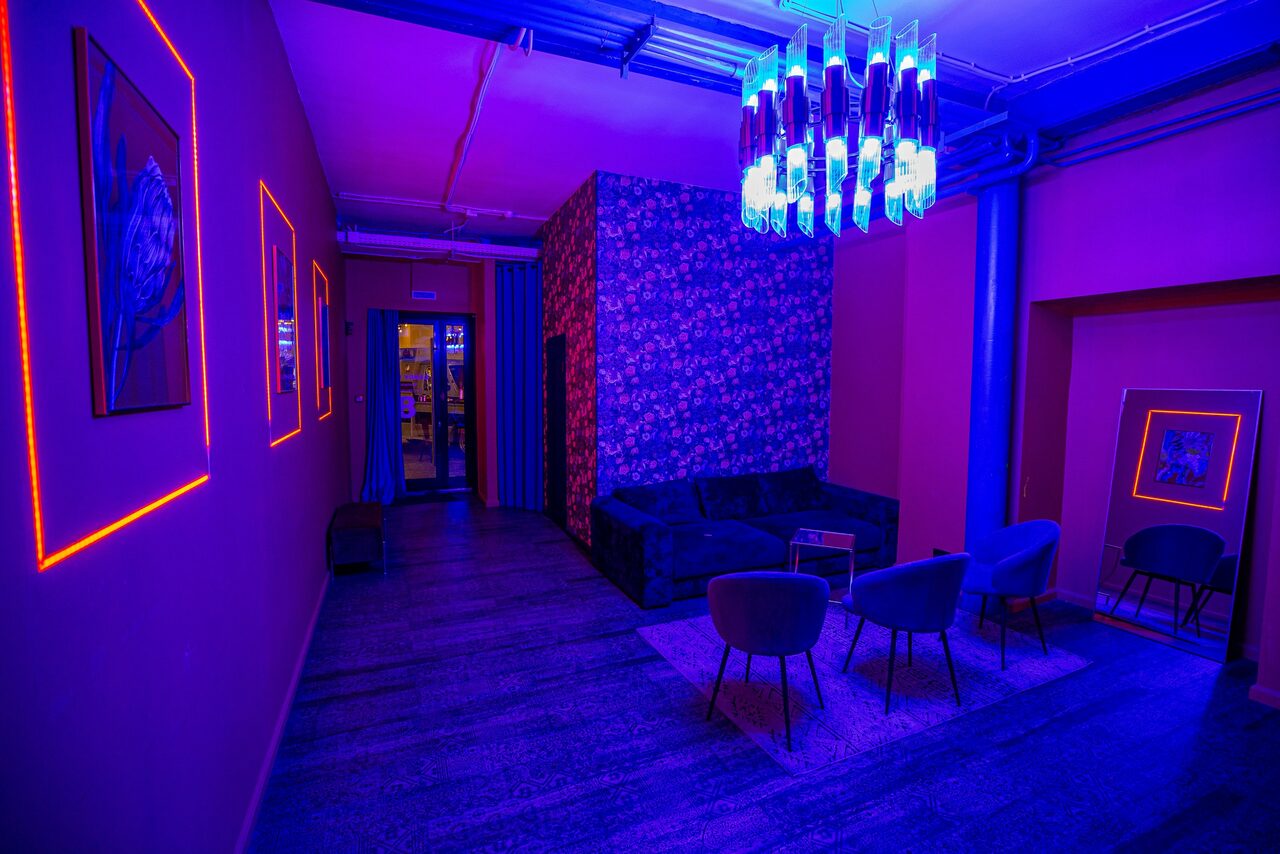 Арендовать Стильный двухуровневый лофт