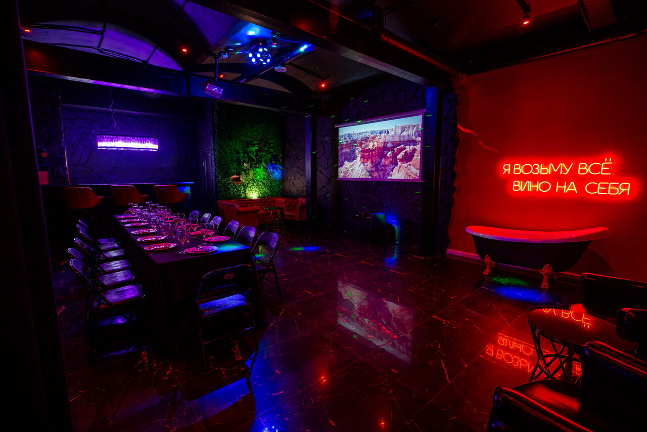 Арендовать Готический лофт-зал