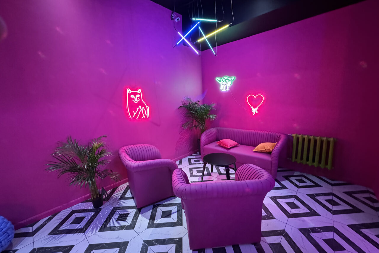 Арендовать Плэйс Лофт. Prisma Loft. Лофт-зал для вечеринок