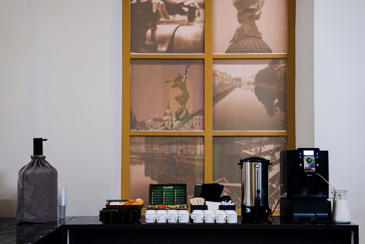 Арендовать Выставочный зал в классическим стиле