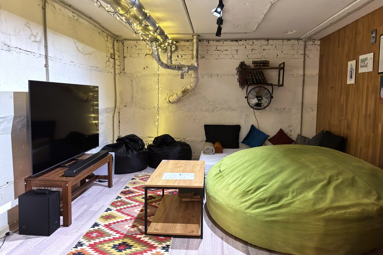 Арендовать Лофт-зал в классическом стиле