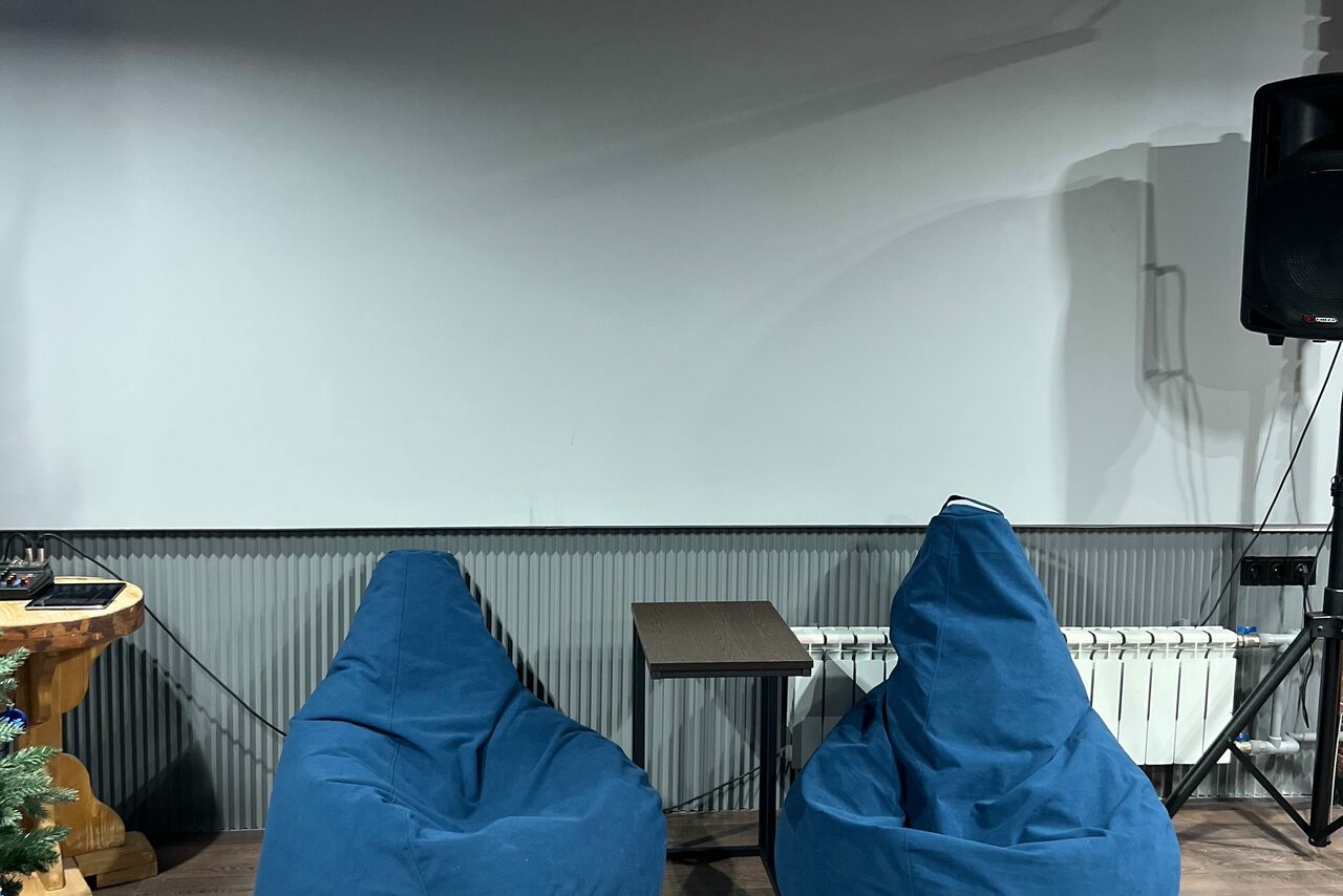 Арендовать Просторное антикафе