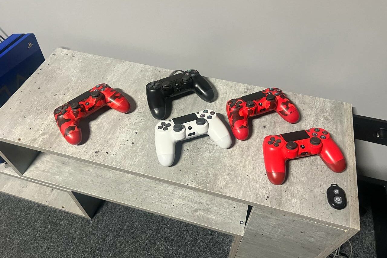 Арендовать Небольшая комната на 6 человек