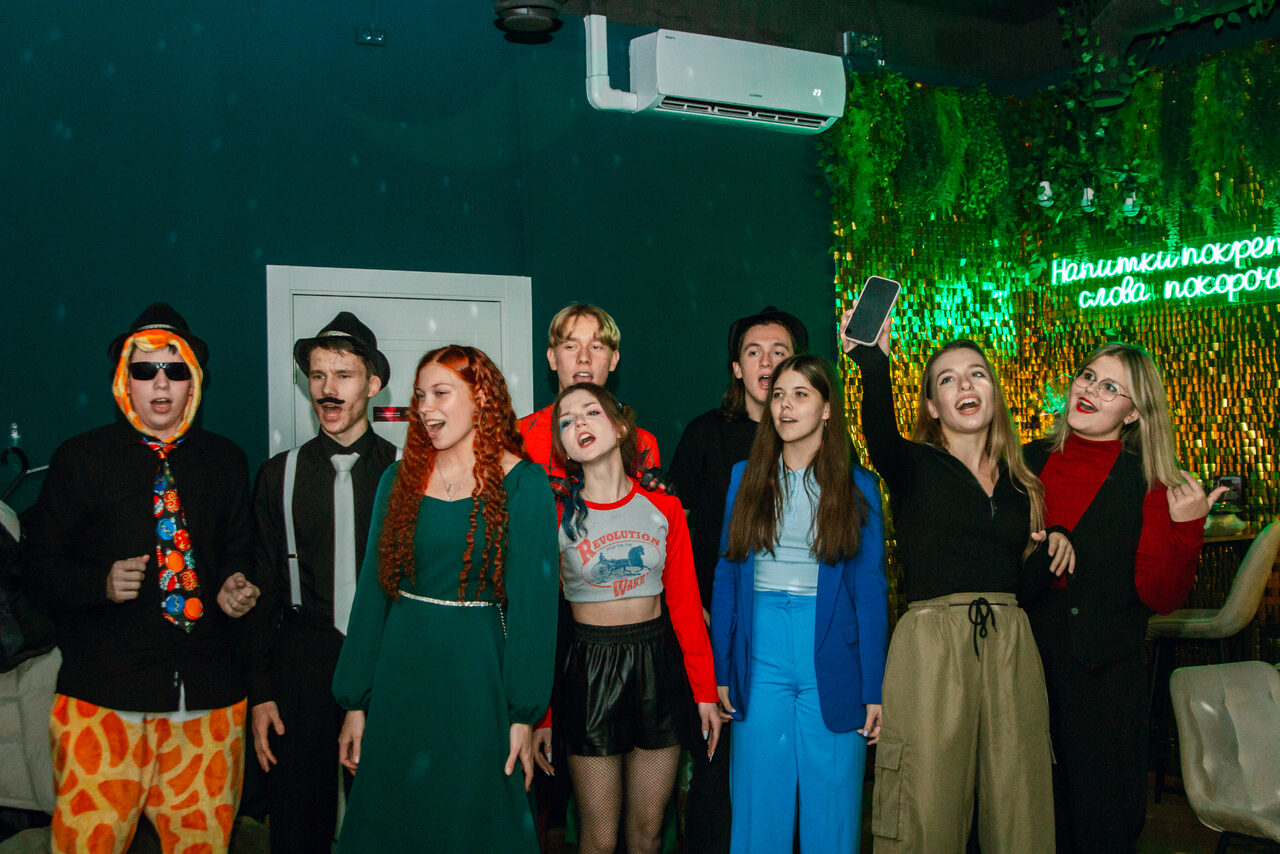 Арендовать Стилизованный лофт-зал