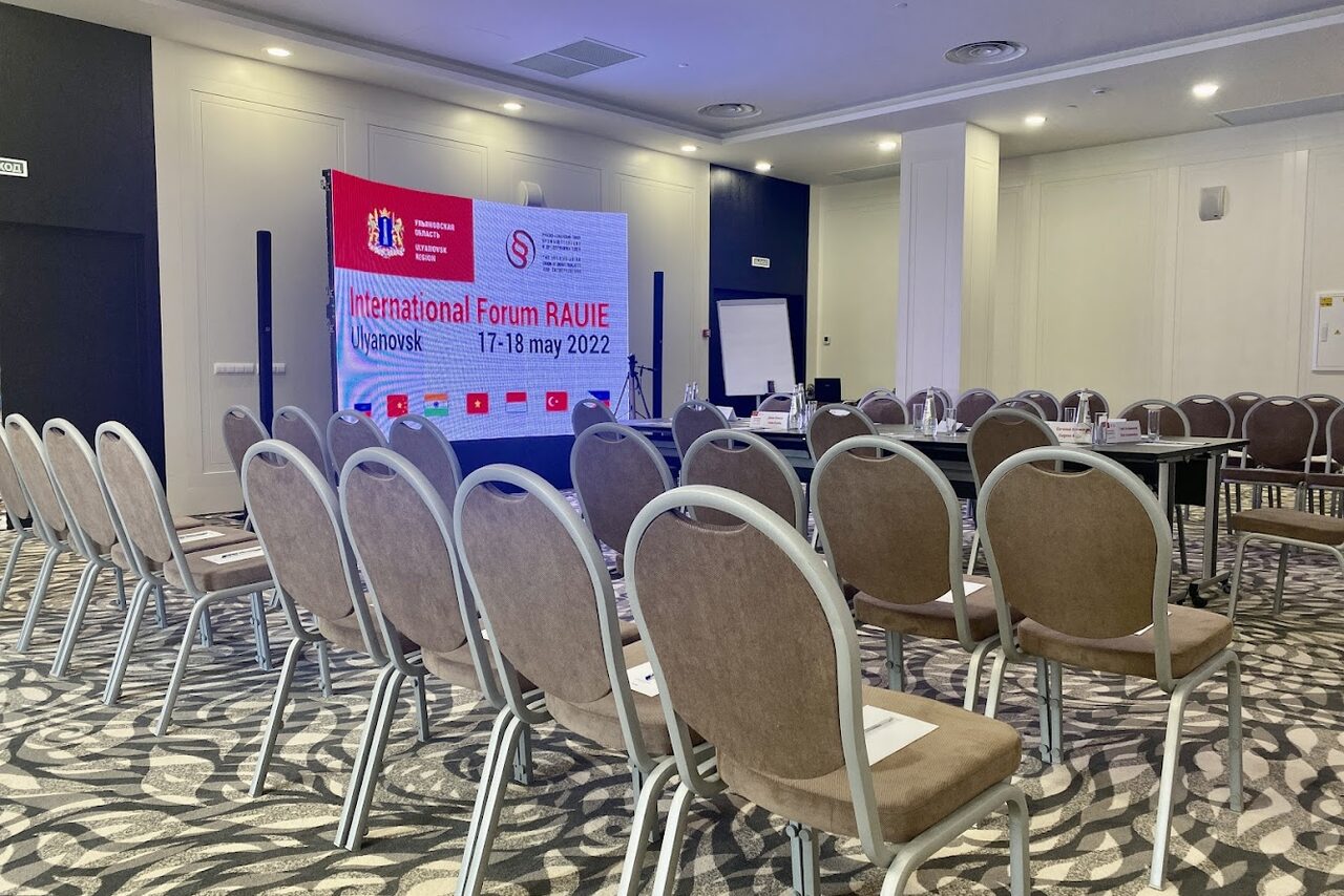 Арендовать Трансформируемый зал 