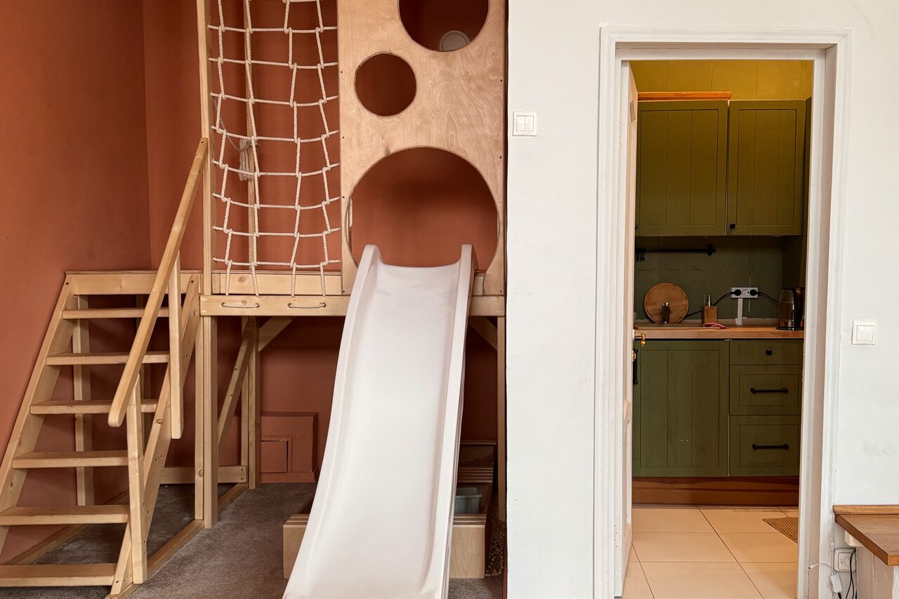 Арендовать Детский лофт с игровой комнатой