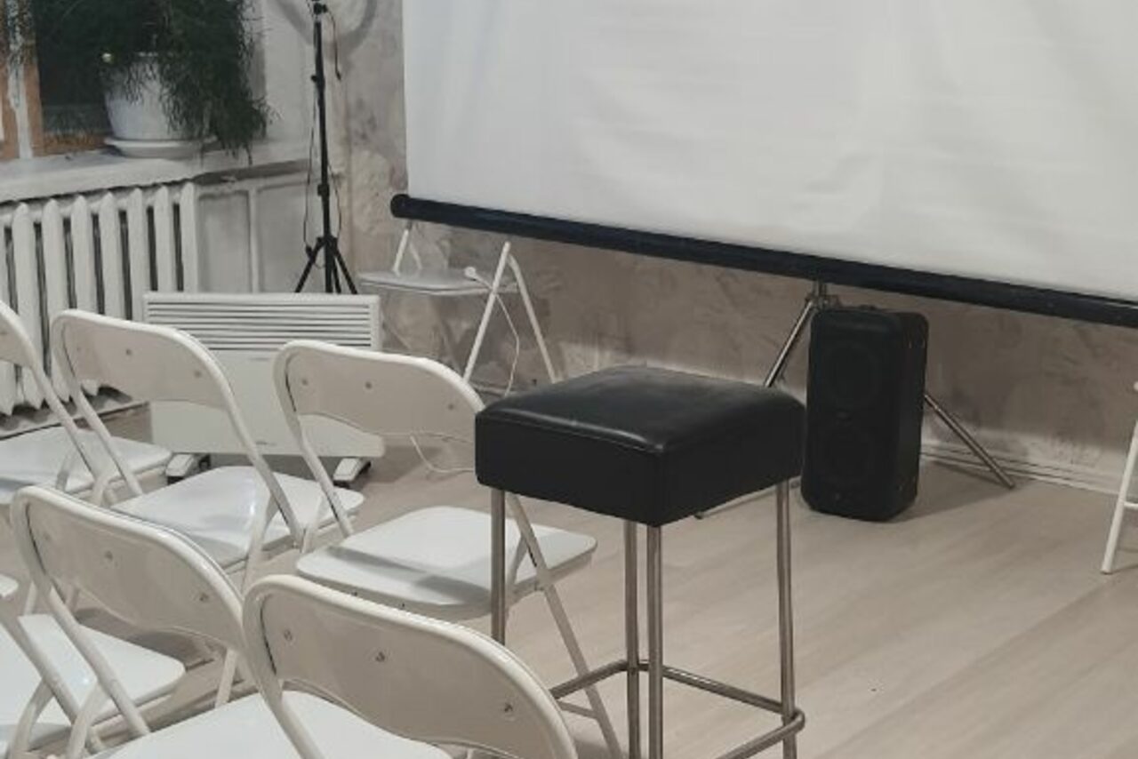 Арендовать Светлый зал 30 кв. м с естественным светом