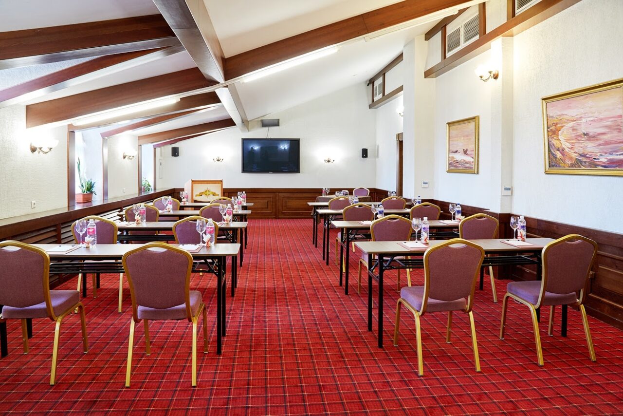 Арендовать Зал для тренингов и конференций