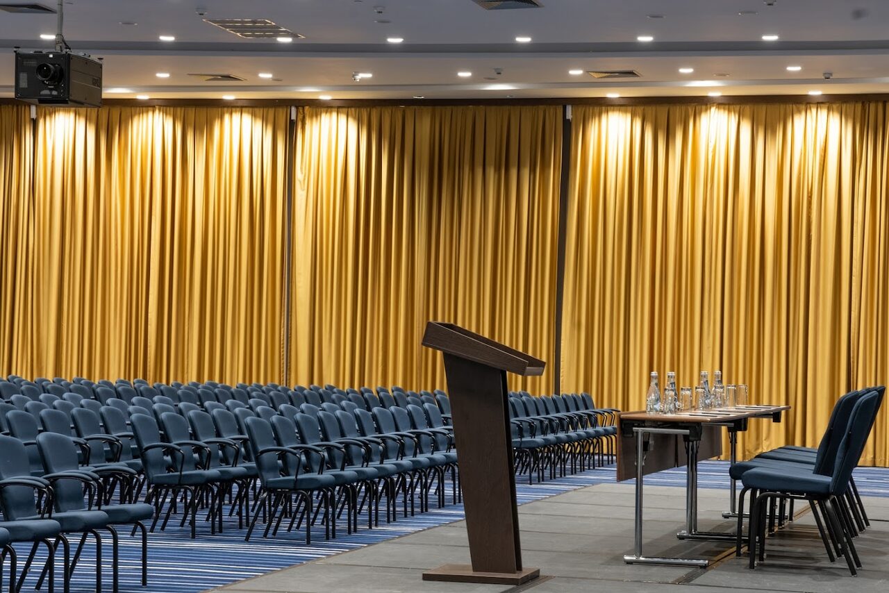 Арендовать Galaxy Hall в Челябинске