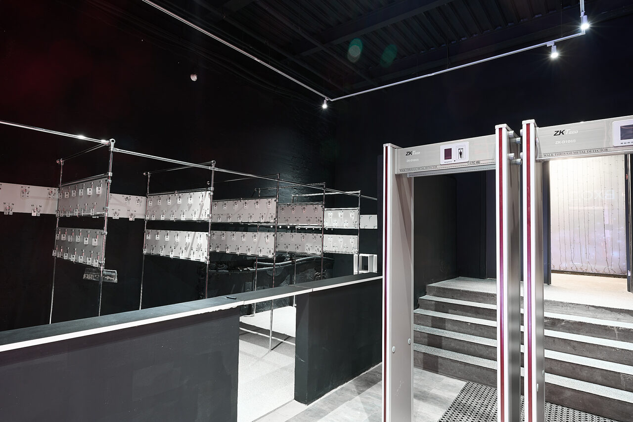 Арендовать Лофт Графит. Огромное пространство со сценой