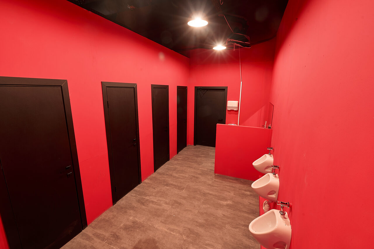 Арендовать Лофт Графит. Огромное пространство со сценой