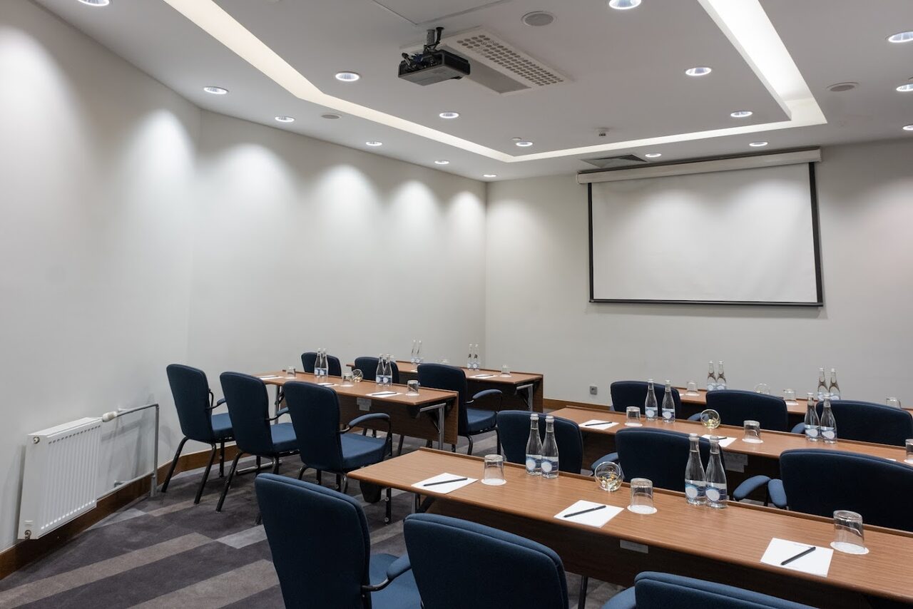 Арендовать Зал для тренинга в отеле