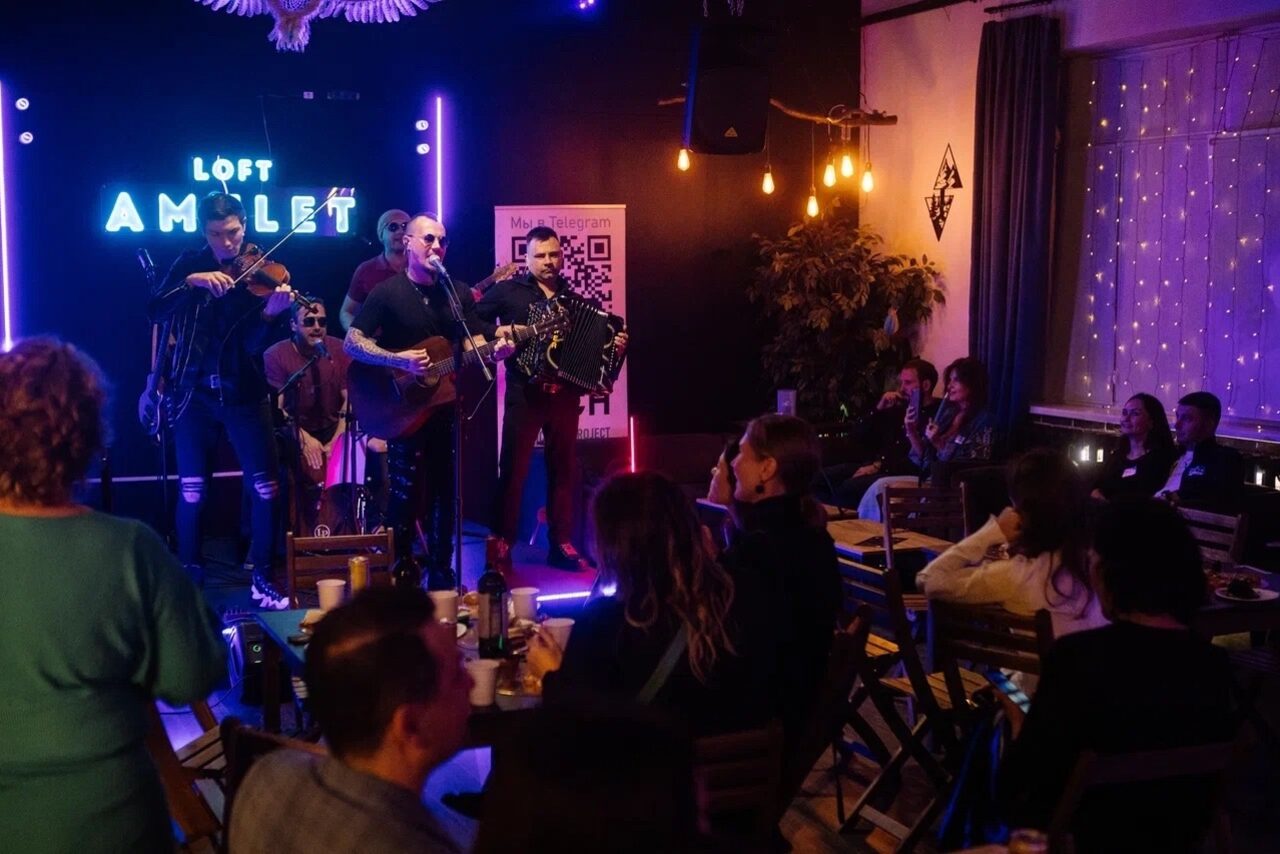 Арендовать Просторный лофт с грилем и верандой