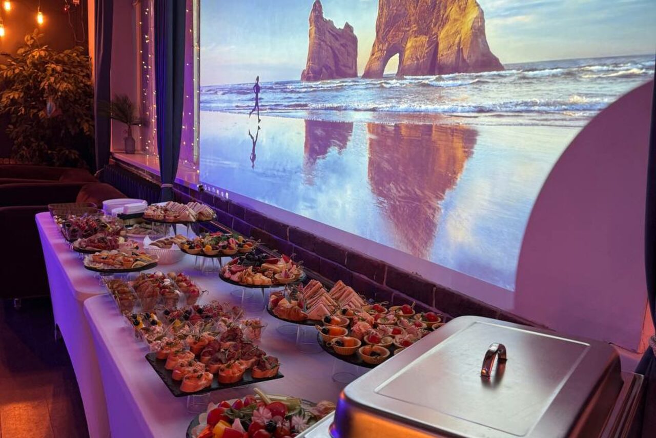 Арендовать Просторный лофт с грилем и верандой