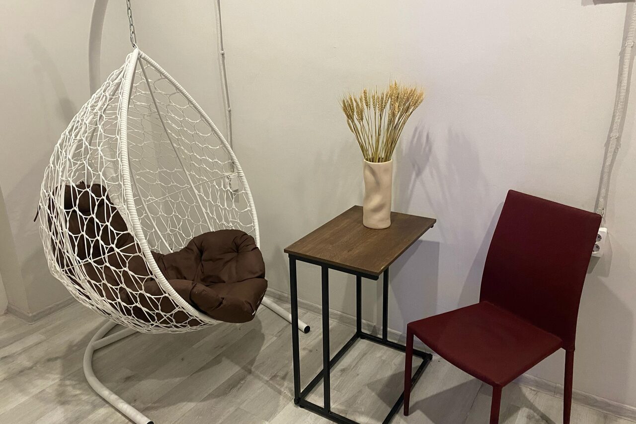 Арендовать Уютный лофт со светомузыкой