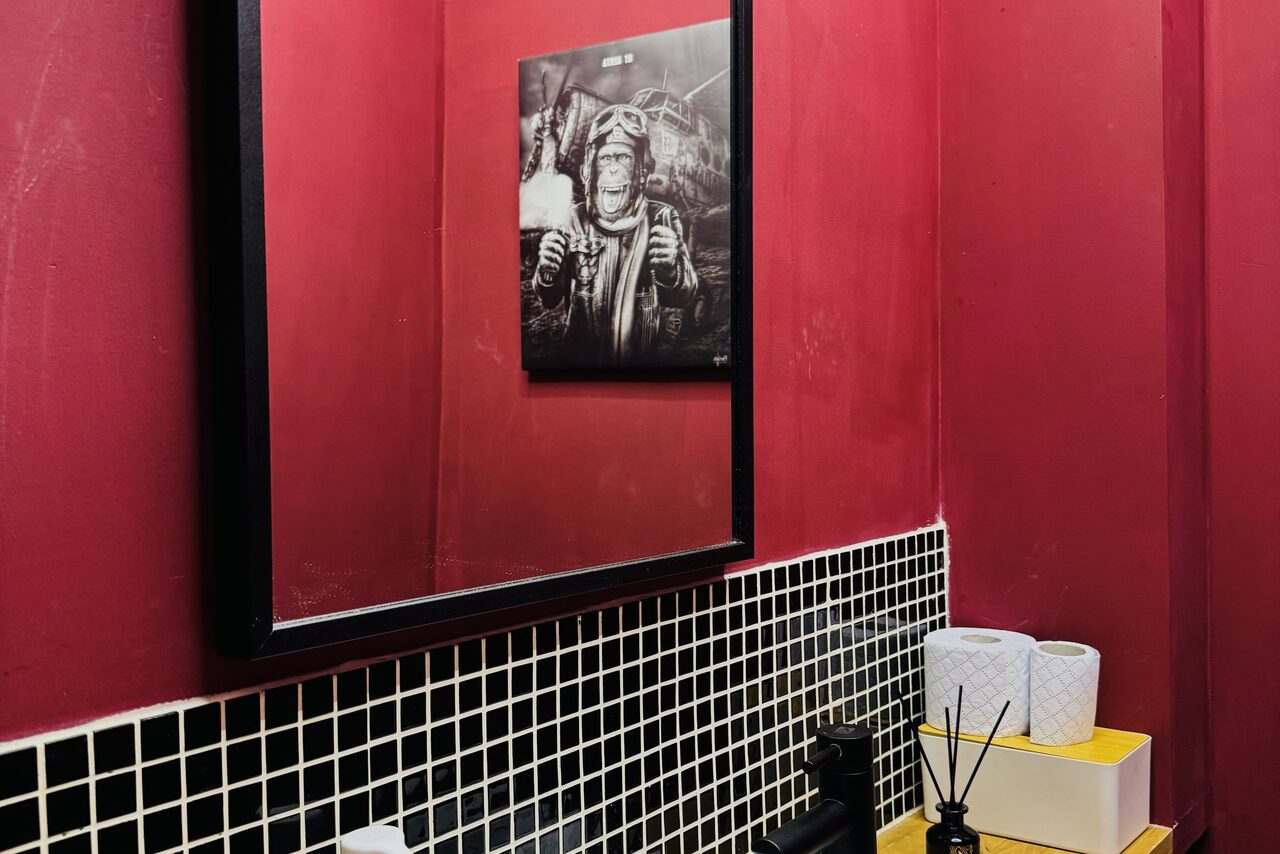 Арендовать Уютный лофт со сценой