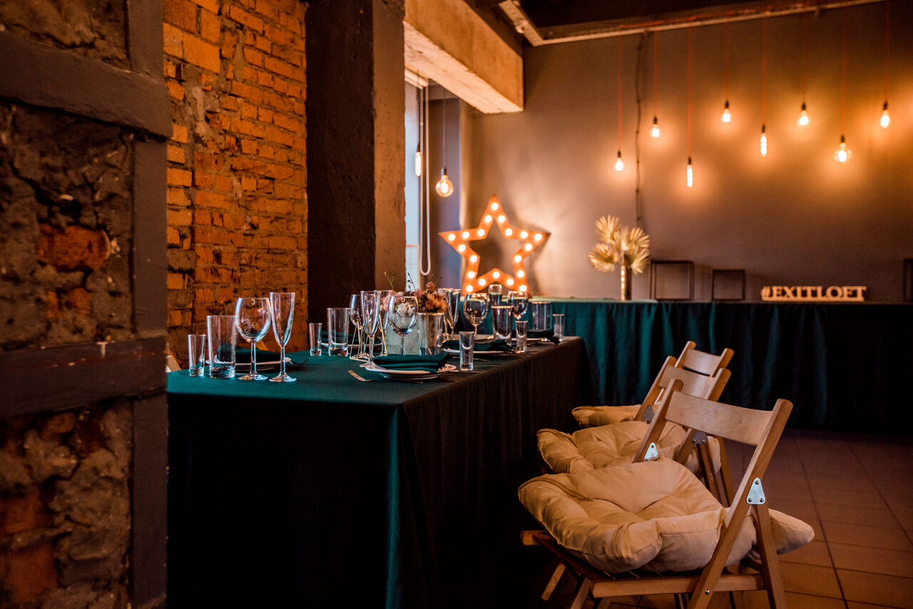 Арендовать Атмосферное лофт-пространство с выходом на веранду