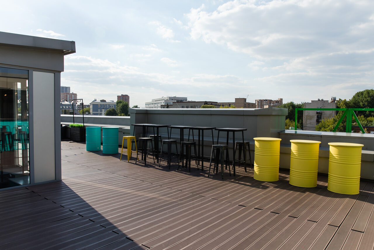 Арендовать Атмосферное лофт-пространство с выходом на веранду