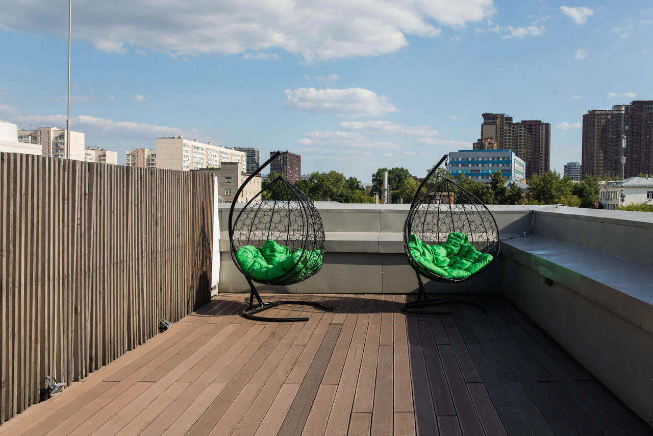 Арендовать Атмосферное лофт-пространство с выходом на веранду