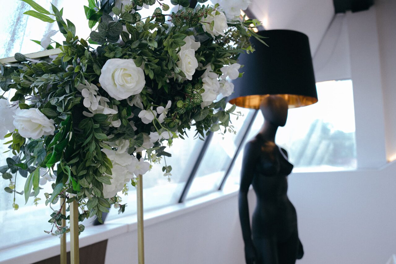 Арендовать Мусс Лофт. Светлый лофт с верандой на крыше