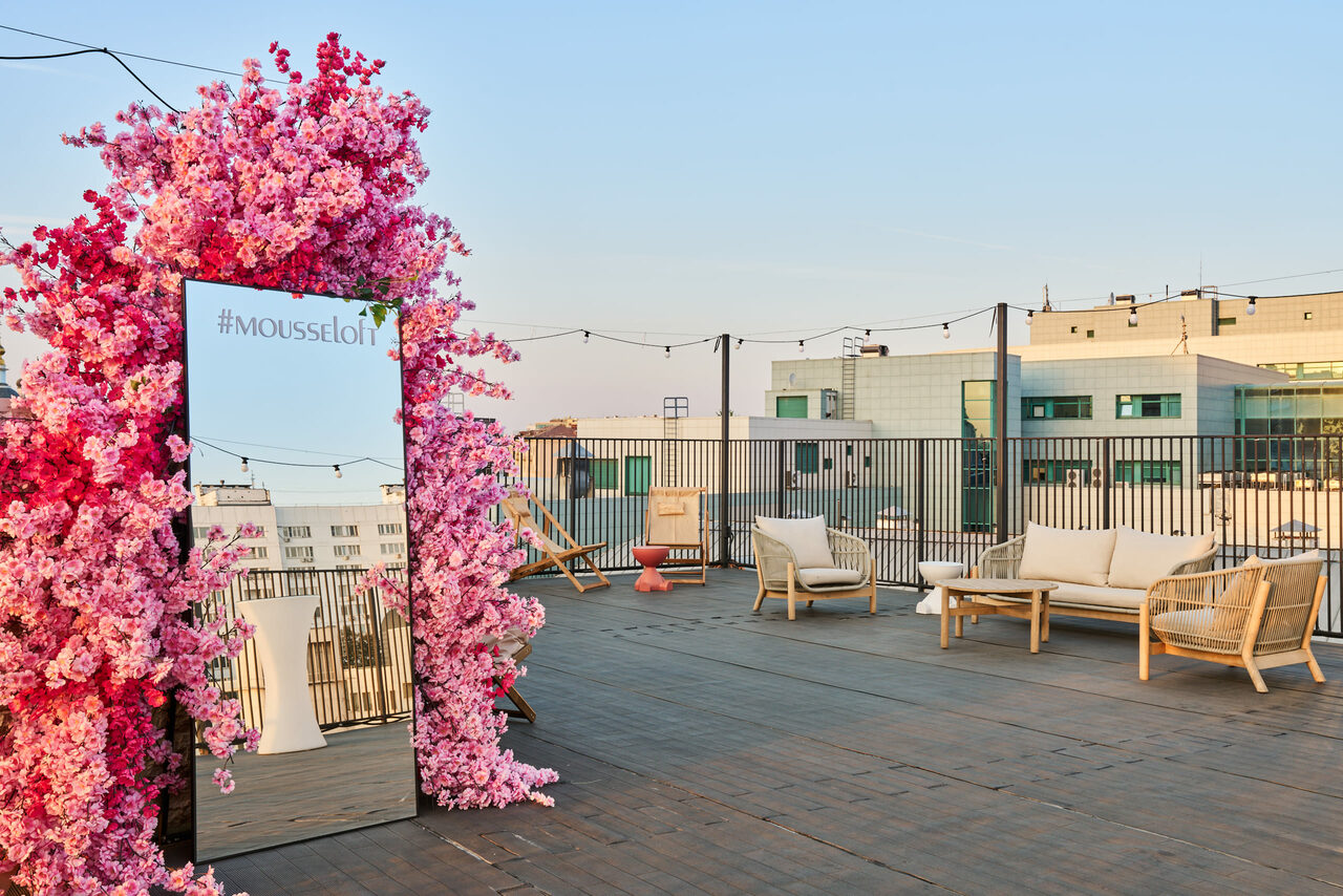 Арендовать Мусс Лофт. Светлый лофт с верандой на крыше